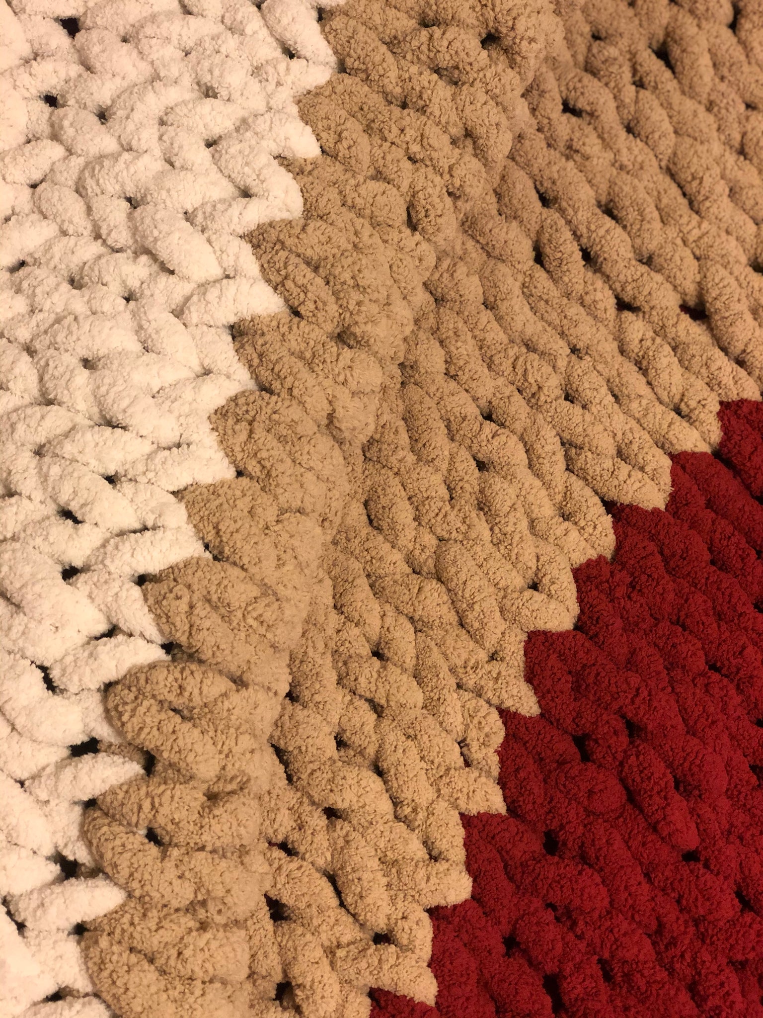 Cranberry/Taupe/Ivory